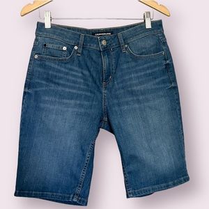 🔻SOLD🔻Women’s Calvin Klein Denim Bermuda Shorts Size 10